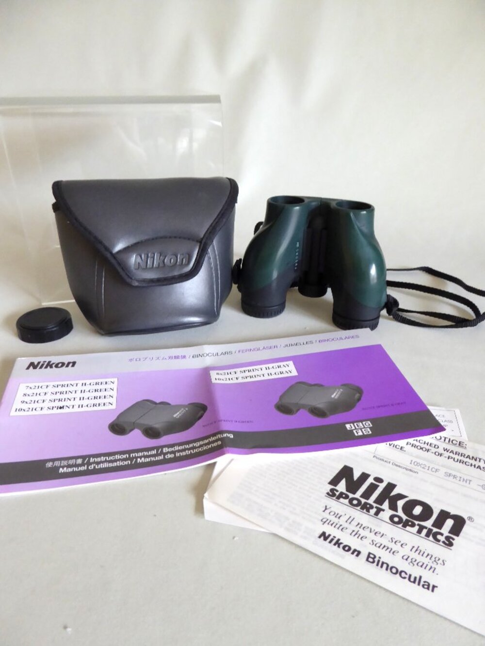 10 x 21 NIKON LIGHTWEIGHT SPRINT II COMPACT BINOCULARS IN GRAY CASE PREOWNED